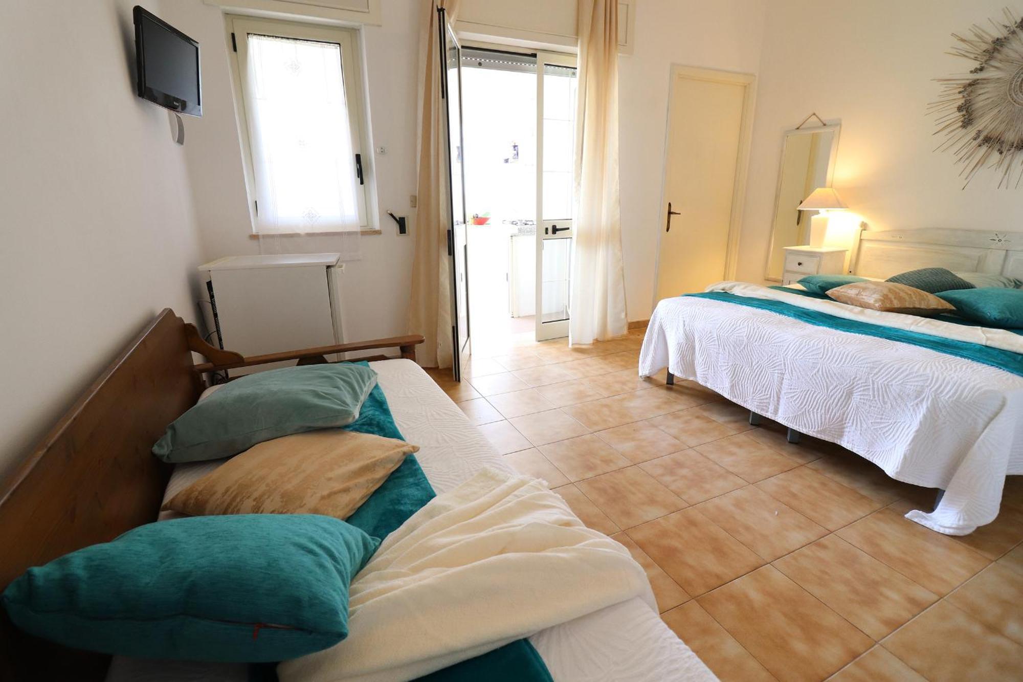 Torre Santo Stefano Aparthotel Otranto Bilik gambar
